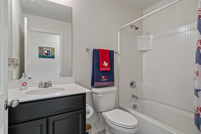 1413 Vernon Drive, Aubrey, TX 76227