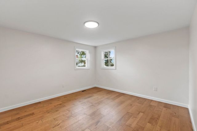 186 Pleasant St, Lunenburg, MA 01462