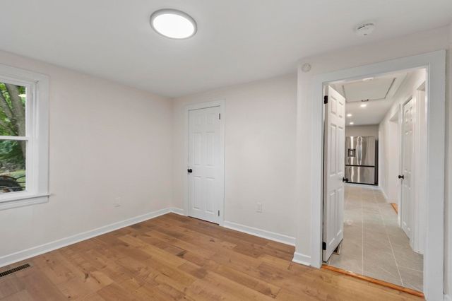 186 Pleasant St, Lunenburg, MA 01462