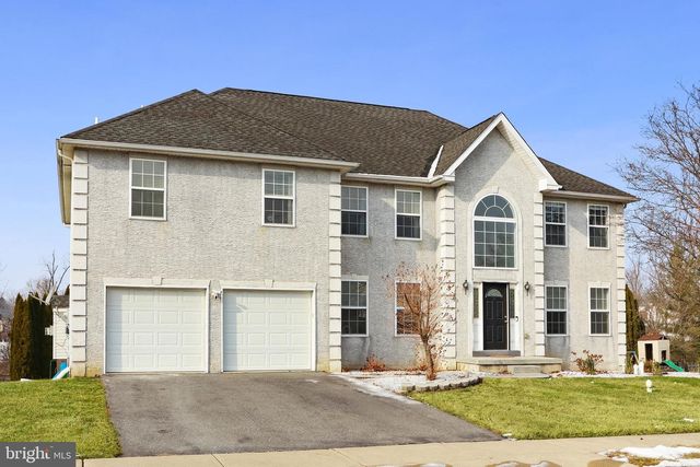 118 WALKER DR, Northampton, PA 18067