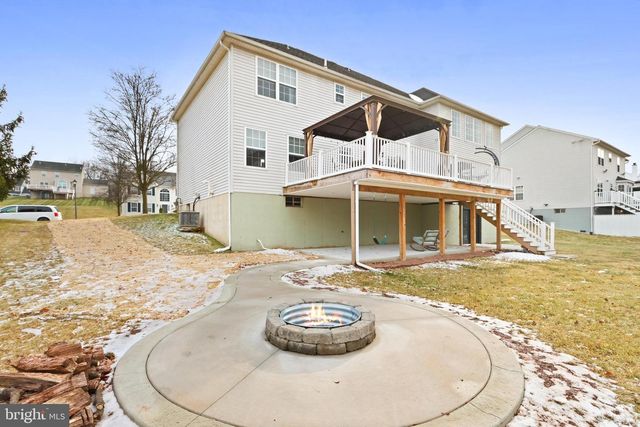 118 WALKER DR, Northampton, PA 18067