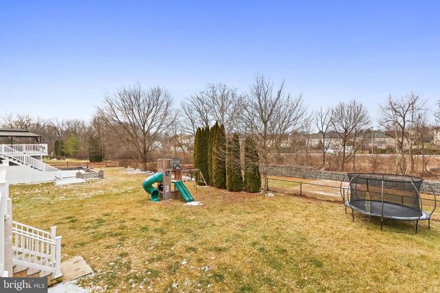 118 WALKER DR, Northampton, PA 18067