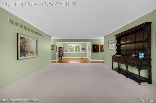 1711 Huntingwood Lane C, Bloomfield Charter Township, MI 48304
