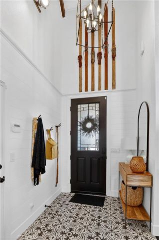 27604 Matterhorn Drive, Lake Arrowhead, CA 92352