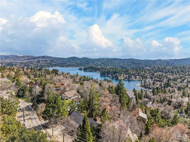 27604 Matterhorn Drive, Lake Arrowhead, CA 92352