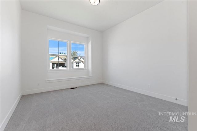 7343 Powell Pl, Eagle, ID 83629