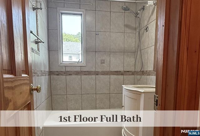 726 Midwood Road, Ridgewood, NJ 07450