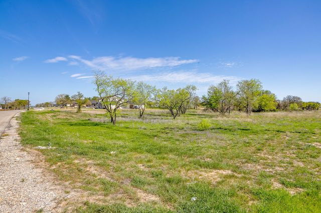 113 Dan Russell Bend, Weatherford, TX 76087