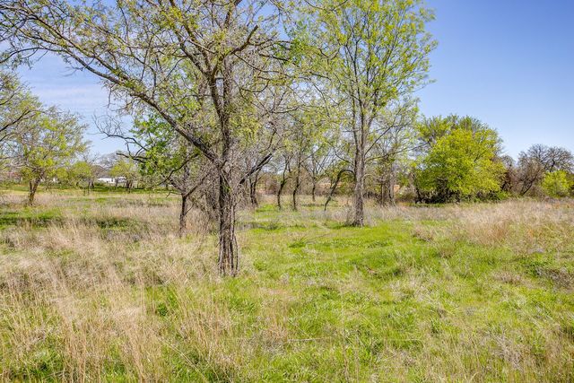 113 Dan Russell Bend, Weatherford, TX 76087