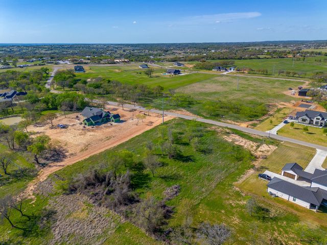 113 Dan Russell Bend, Weatherford, TX 76087