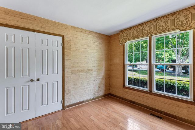 7416 ROYAL DOMINION DR, Bethesda, MD 20817