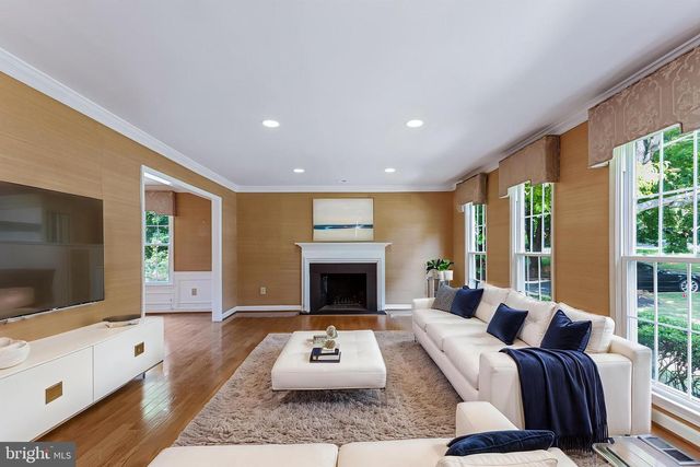 7416 ROYAL DOMINION DR, Bethesda, MD 20817