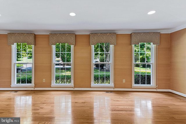 7416 ROYAL DOMINION DR, Bethesda, MD 20817