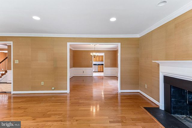 7416 ROYAL DOMINION DR, Bethesda, MD 20817