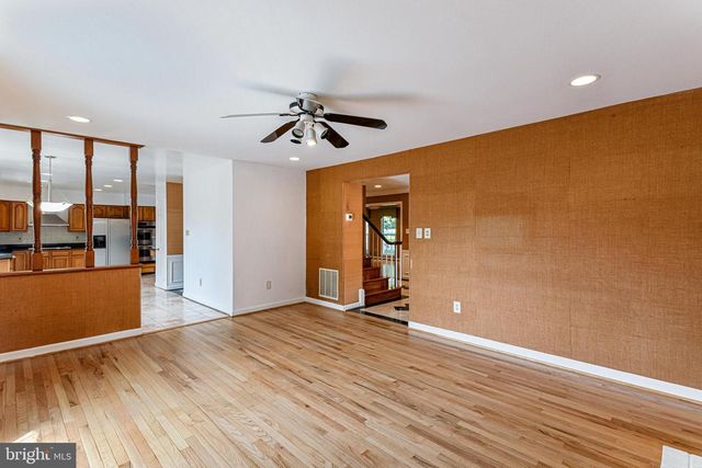 7416 ROYAL DOMINION DR, Bethesda, MD 20817