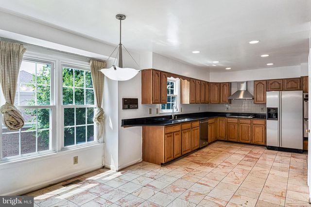 7416 ROYAL DOMINION DR, Bethesda, MD 20817