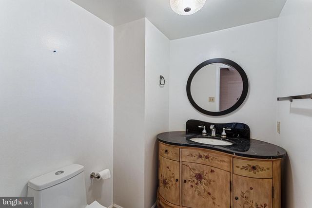 7416 ROYAL DOMINION DR, Bethesda, MD 20817