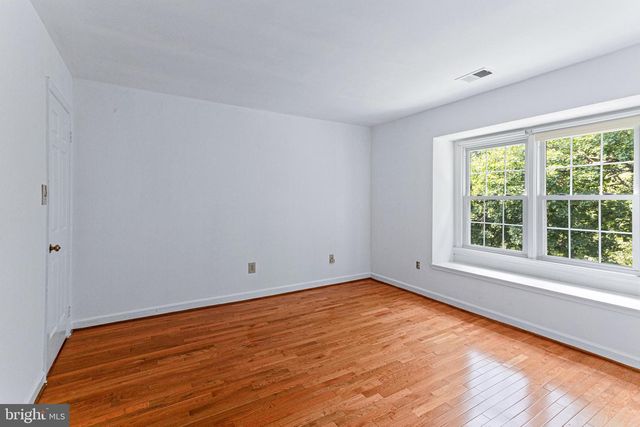 7416 ROYAL DOMINION DR, Bethesda, MD 20817
