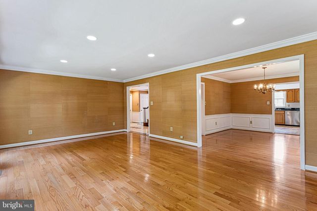 7416 ROYAL DOMINION DR, Bethesda, MD 20817
