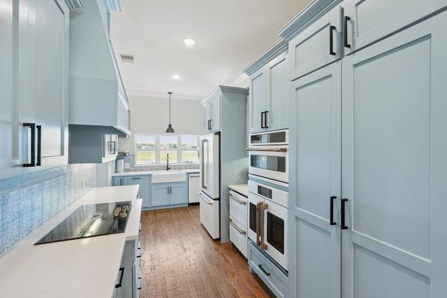 5812 W Sky Hawk Trail, Royse City, TX 75189