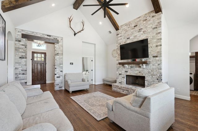 5812 W Sky Hawk Trail, Royse City, TX 75189