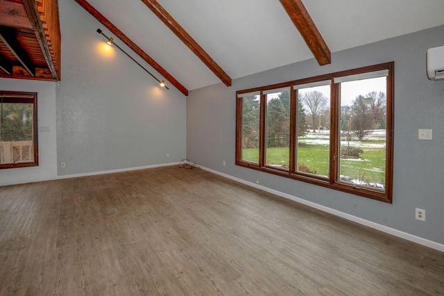 4995 U.S. Highway 12, Buchanan, MI 49107