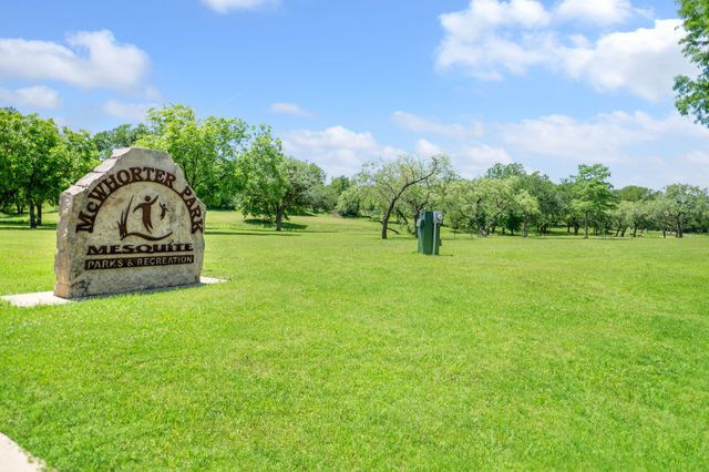 1812 Spring Lake Drive, Mesquite, TX 75149