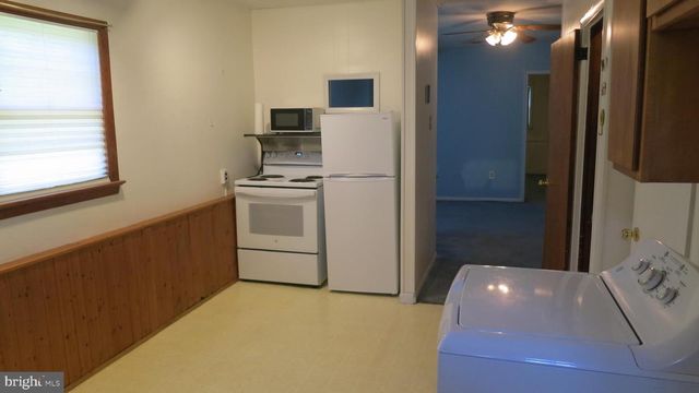 79 EWINGVILLE RD, Ewing, NJ 08638