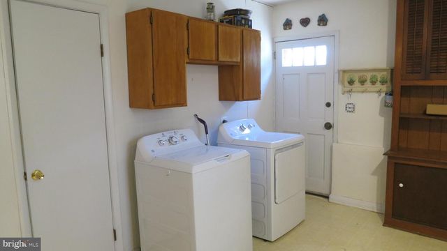79 EWINGVILLE RD, Ewing, NJ 08638