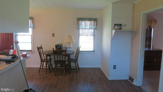 79 EWINGVILLE RD, Ewing, NJ 08638