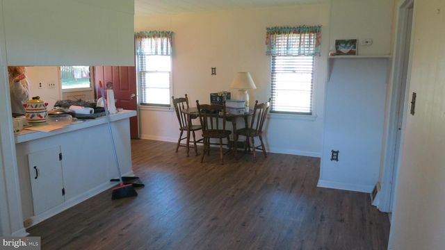 79 EWINGVILLE RD, Ewing, NJ 08638