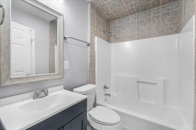 308 Alameda Road, Azle, TX 76020