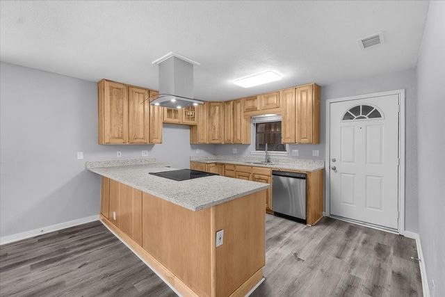 308 Alameda Road, Azle, TX 76020