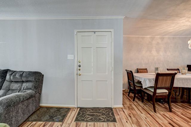 7900 Westheimer Road 202, Houston, TX 77063