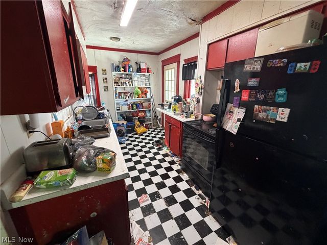 5725 Main Avenue, Ashtabula, OH 44004