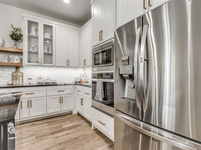 53 N Oaks Road, Harrah, OK 73045