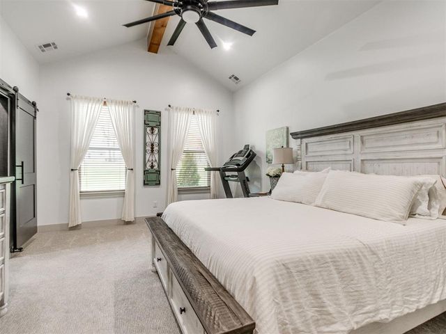 53 N Oaks Road, Harrah, OK 73045