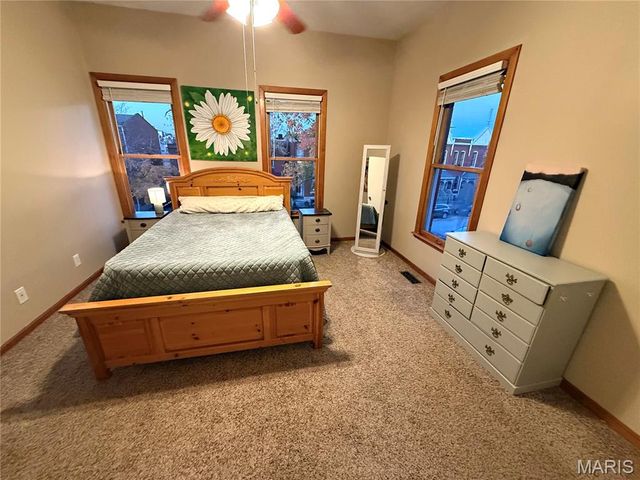 2332 Hickory Street, St Louis, MO 63104