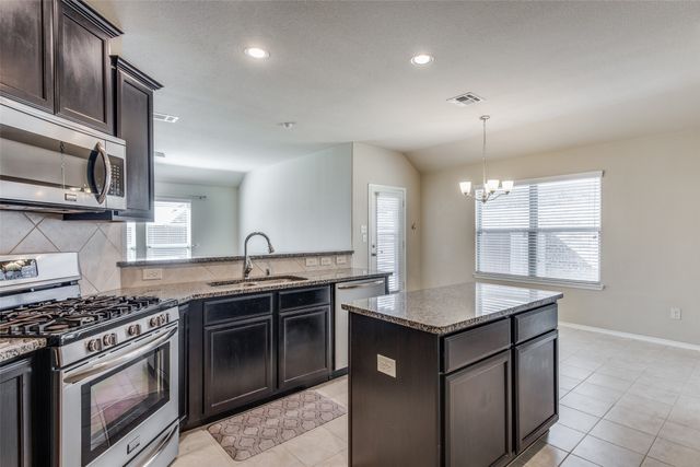 1120 Lake Meadow Lane, Little Elm, TX 75068