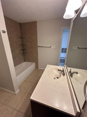 201 W Goforth RD, Buda, TX 78610