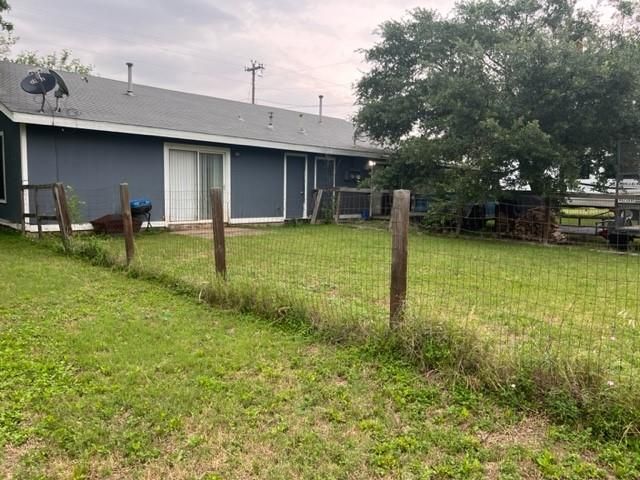 201 W Goforth RD, Buda, TX 78610