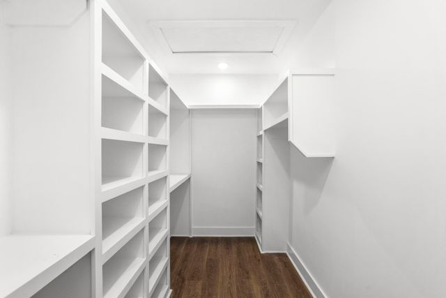 2211 18th Ave, N, Nashville, TN 37208