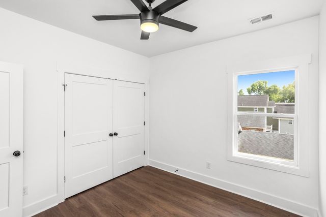 2211 18th Ave, N, Nashville, TN 37208