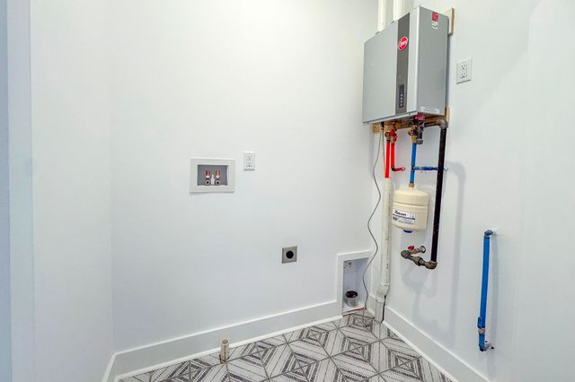 2211 18th Ave, N, Nashville, TN 37208