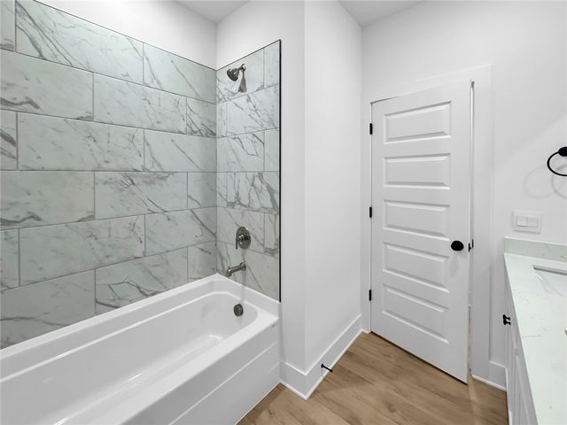 1011 Thornwood Place, Bentonville, AR 72713