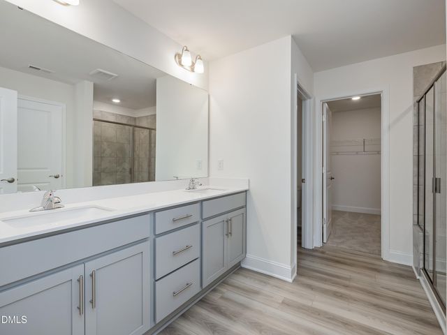 548 Hipwood Drive, Zebulon, NC 27597