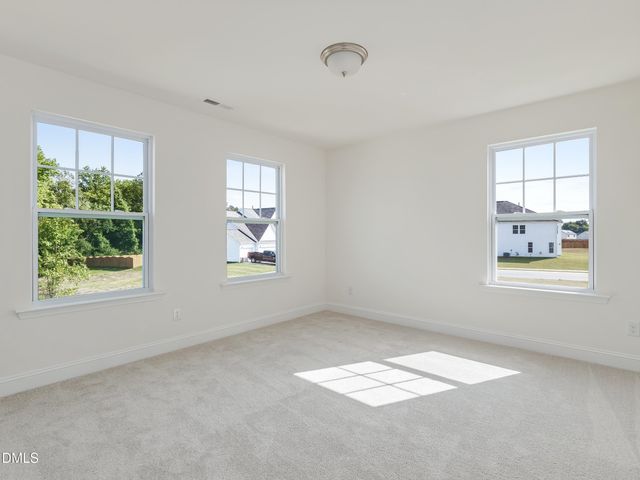 548 Hipwood Drive, Zebulon, NC 27597