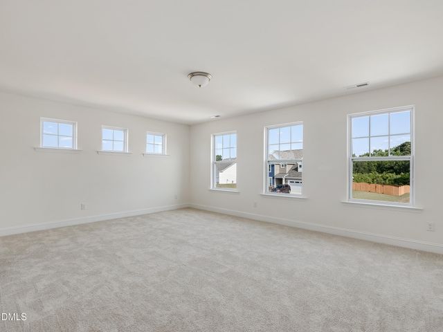 548 Hipwood Drive, Zebulon, NC 27597