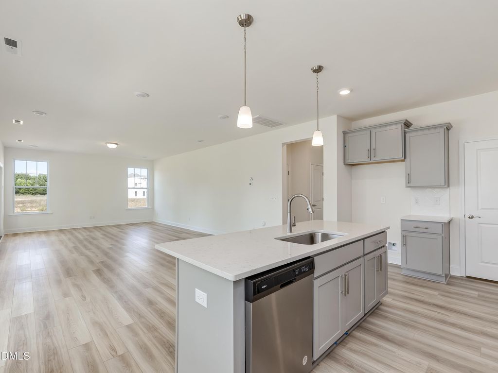 548 Hipwood Drive, Zebulon, NC 27597
