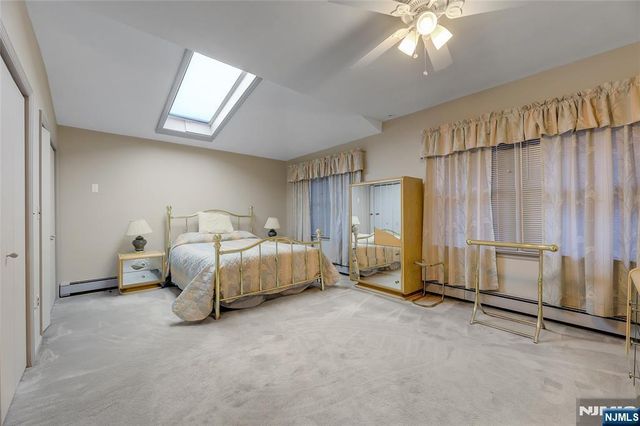 80 Garfield Place, Totowa, NJ 07512